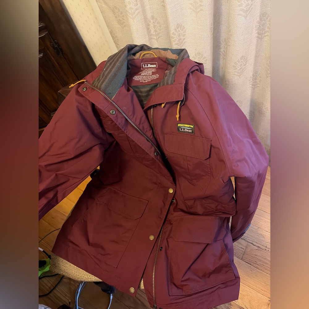 L.L. Bean Women's Maroon Ski Jacket